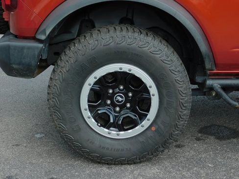 Used 2022 Ford Bronco Base w/ Sasquatch Package image 11