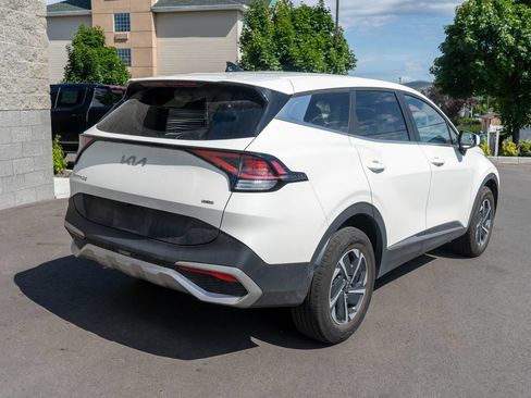 Used 2023 Kia Sportage LX AWD/4WD image 7
