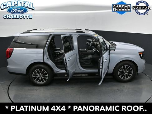 Used 2025 Ford Expedition Platinum AWD/4WD image 33