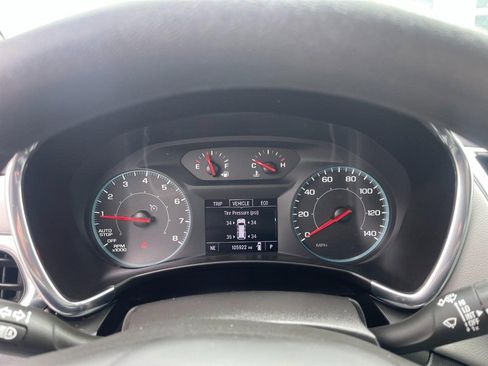 Used 2022 Chevrolet Equinox LS AWD/4WD image 21