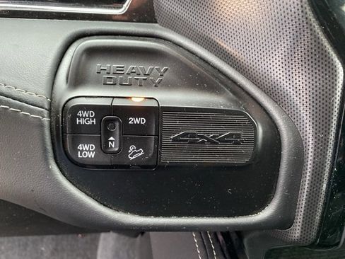 Used 2022 RAM 2500 Limited image 28