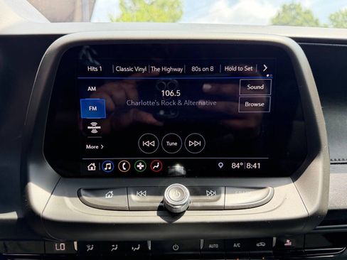 Used 2019 Chevrolet Camaro LT RWD image 11