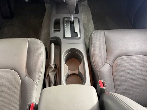 Used 2016 Nissan Frontier SL RWD image 17