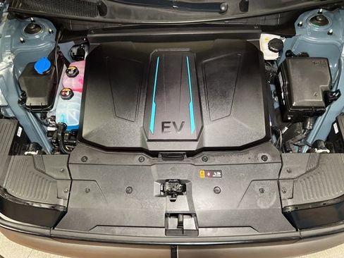 Used 2024 Hyundai Ioniq 5 Limited image 20