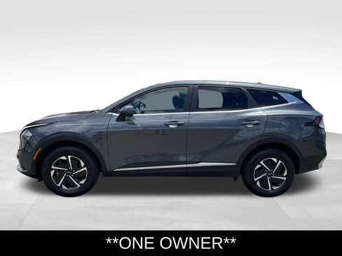 Used 2023 Kia Sportage LX AWD/4WD image 2