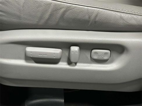 Certified 2022 Honda Pilot Touring image 26