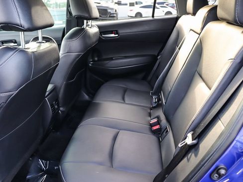 Used 2022 Toyota Corolla Cross XLE FWD image 21