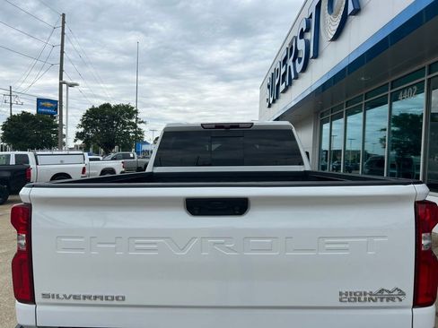 Used 2024 Chevrolet Silverado 3500 High Country AWD/4WD image 5