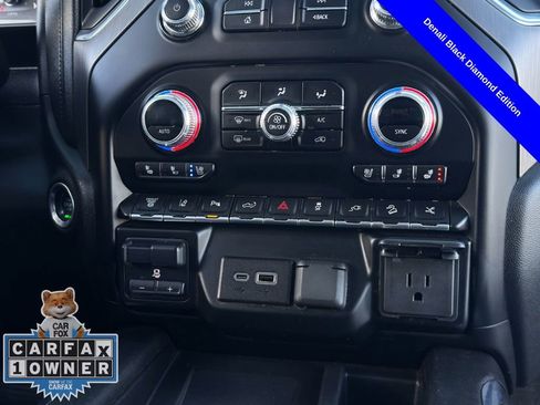 Used 2023 GMC Sierra 2500 Denali w/ Denali Black Diamond Edition image 11