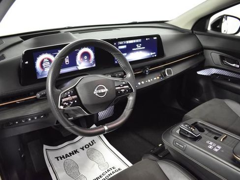 Used 2024 Nissan Ariya AWD image 13