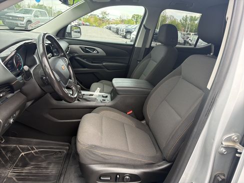 Used 2021 Chevrolet Traverse LT w/ LPO, Floor Liner Package AWD/4WD image 12