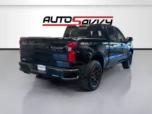 Used 2024 Chevrolet Silverado 1500 RST w/ Redline Edition AWD/4WD image 7