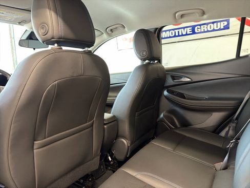 Used 2025 Buick Encore GX Sport Touring w/ Advanced Technology Package image 22