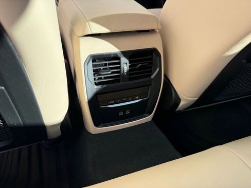 Certified 2023 BMW 330i Sedan w/ Driving Assistance Package image 23