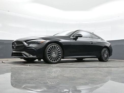 Used 2024 Mercedes-Benz CLE 300 4MATIC Coupe image 34
