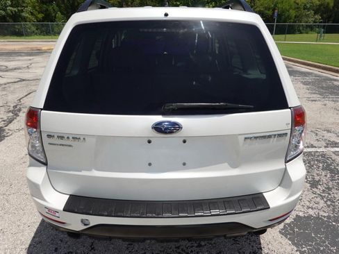 Used 2010 Subaru Forester 2.5X Limited AWD/4WD image 6