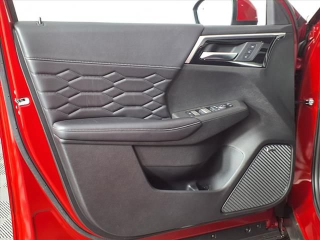 Used 2025 Mitsubishi Outlander SEL FWD image 22