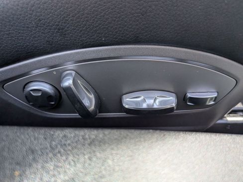 Used 2019 Porsche 718 Boxster RWD image 32