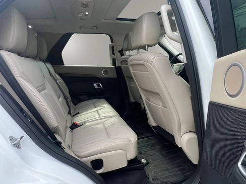 Used 2020 Land Rover Discovery HSE AWD/4WD image 31