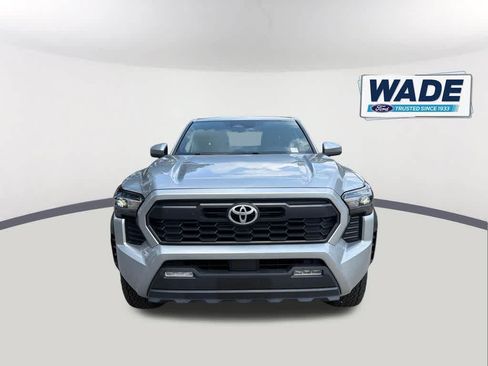 Used 2024 Toyota Tacoma TRD Off-Road AWD/4WD image 2