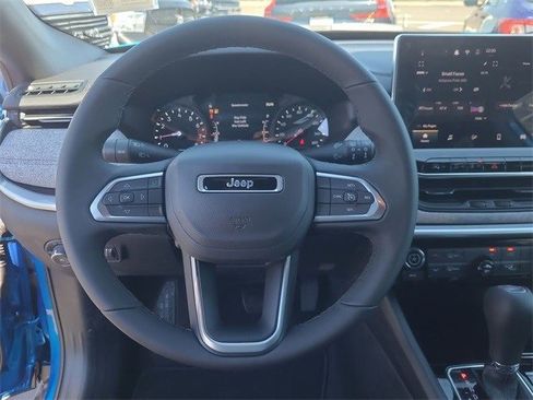 New 2024 Jeep Compass Latitude image 14