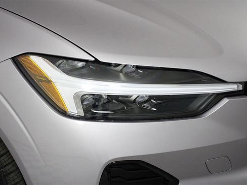 New 2026 Volvo XC60 B5 Core image 14