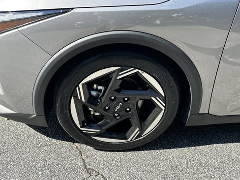 Certified 2025 Kia K4 EX FWD image 12