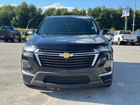 Used 2023 Chevrolet Traverse High Country w/ LPO, Floor Liner Package AWD/4WD image 8