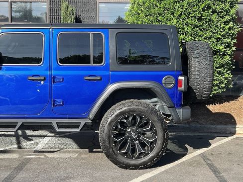 Used 2019 Jeep Wrangler Unlimited Rubicon image 11