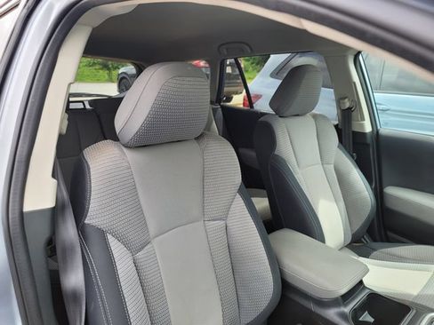Used 2023 Subaru Outback Premium AWD/4WD image 5