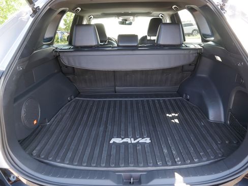 Used 2023 Toyota RAV4 XSE AWD/4WD image 18