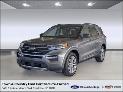 Certified 2022 Ford Explorer XLT w/ Equipment Group 202A