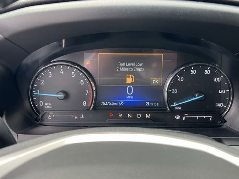 Used 2020 Ford Explorer XLT w/ Equipment Group 202A AWD/4WD image 16