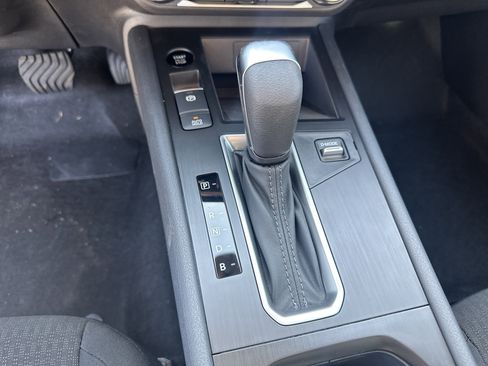 New 2026 Nissan Kicks S image 28