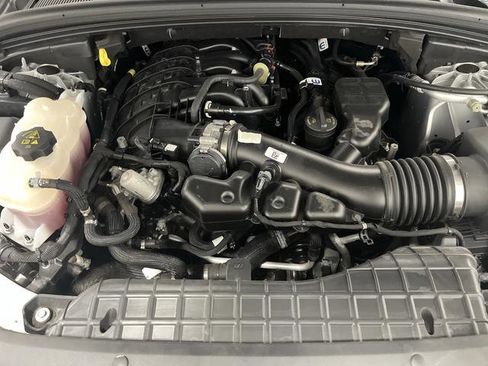 Used 2023 Jeep Grand Cherokee L Laredo image 39