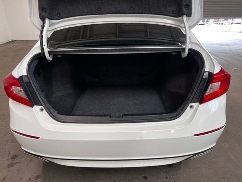 Used 2021 Honda Accord Sport image 16