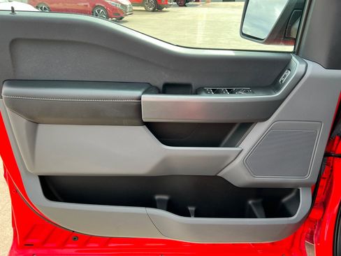 Used 2021 Ford F150 XLT AWD/4WD image 15