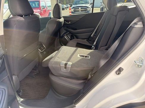 Used 2024 Subaru Outback Premium image 28