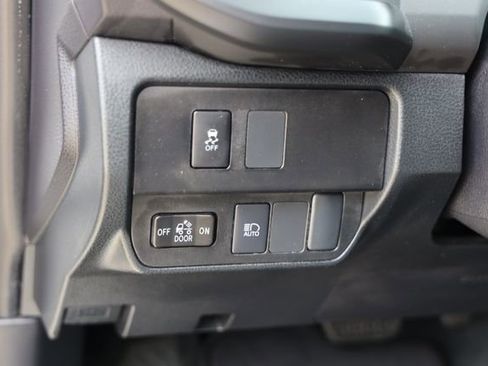 Certified 2023 Toyota Tacoma SR AWD/4WD image 16