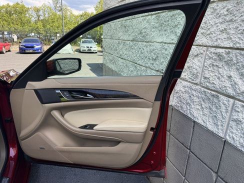 Used 2014 Cadillac CTS Luxury RWD image 40