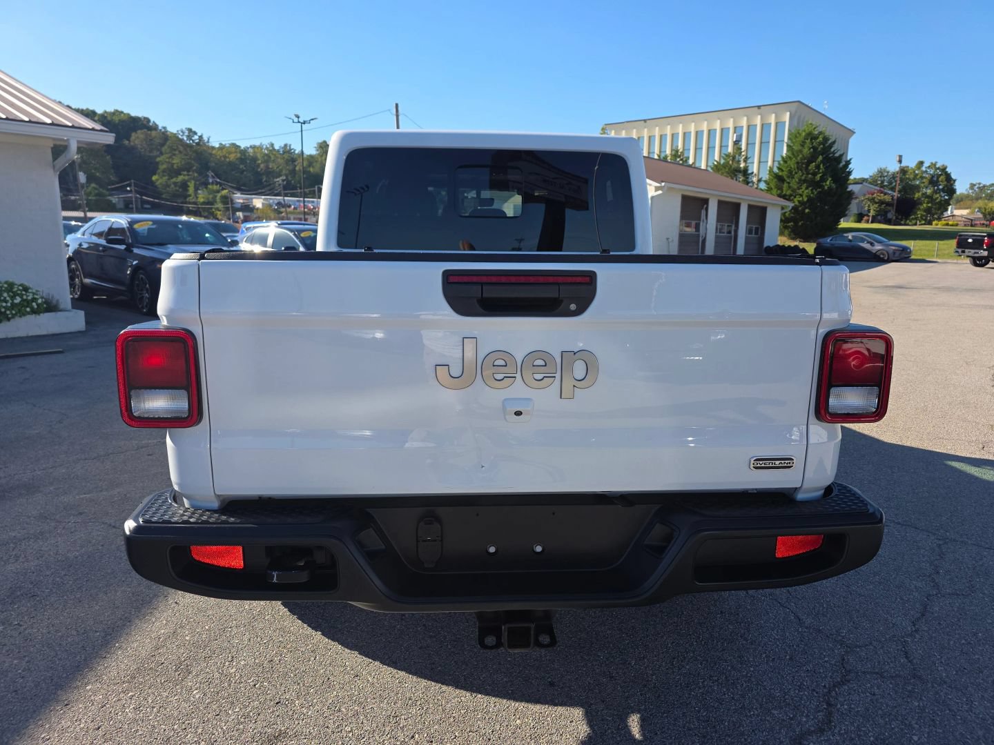 Used 2021 Jeep Gladiator Overland AWD/4WD image 4