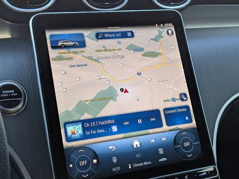 Used 2025 Mercedes-Benz GLC 350e GLC 350e image 15