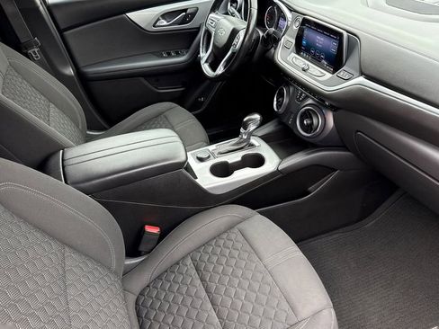 Used 2019 Chevrolet Blazer LT image 25