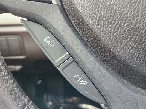 Used 2010 Acura TSX Sedan image 25