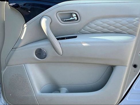 Used 2021 INFINITI QX80 Sensory w/ Cargo Package AWD/4WD image 24