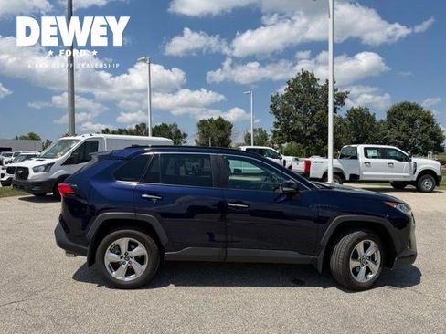 Used 2021 Toyota RAV4 Limited AWD/4WD image 9