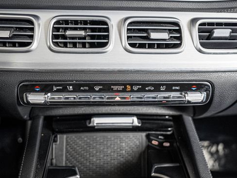 Certified 2024 Mercedes-Benz GLS 450 4MATIC image 25