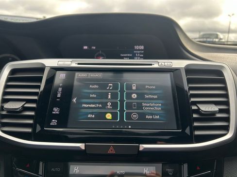 Used 2017 Honda Accord EX-L image 37