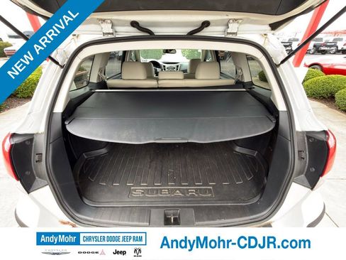 Used 2011 Subaru Outback 2.5i Limited image 27