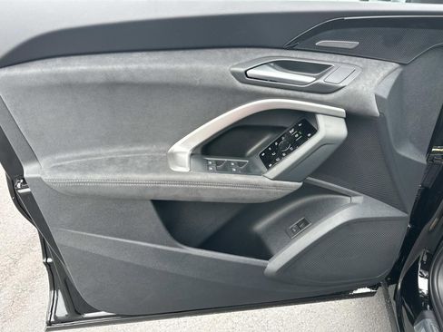 New 2025 Audi SQ5 Premium Plus image 11